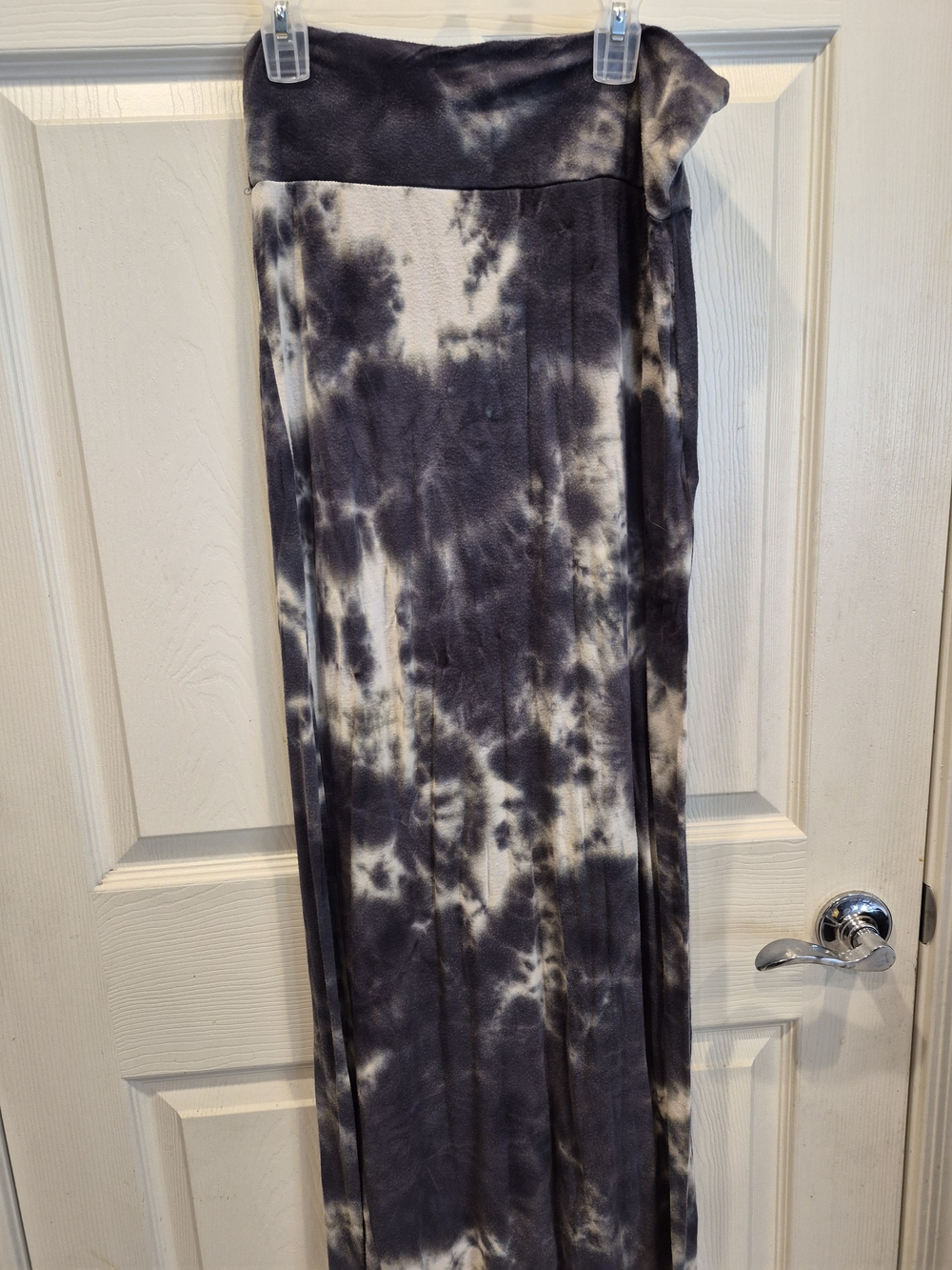 5/25 Adam Levine Collection Tie-Dye Maxi Skirt in Charcoal and Cream